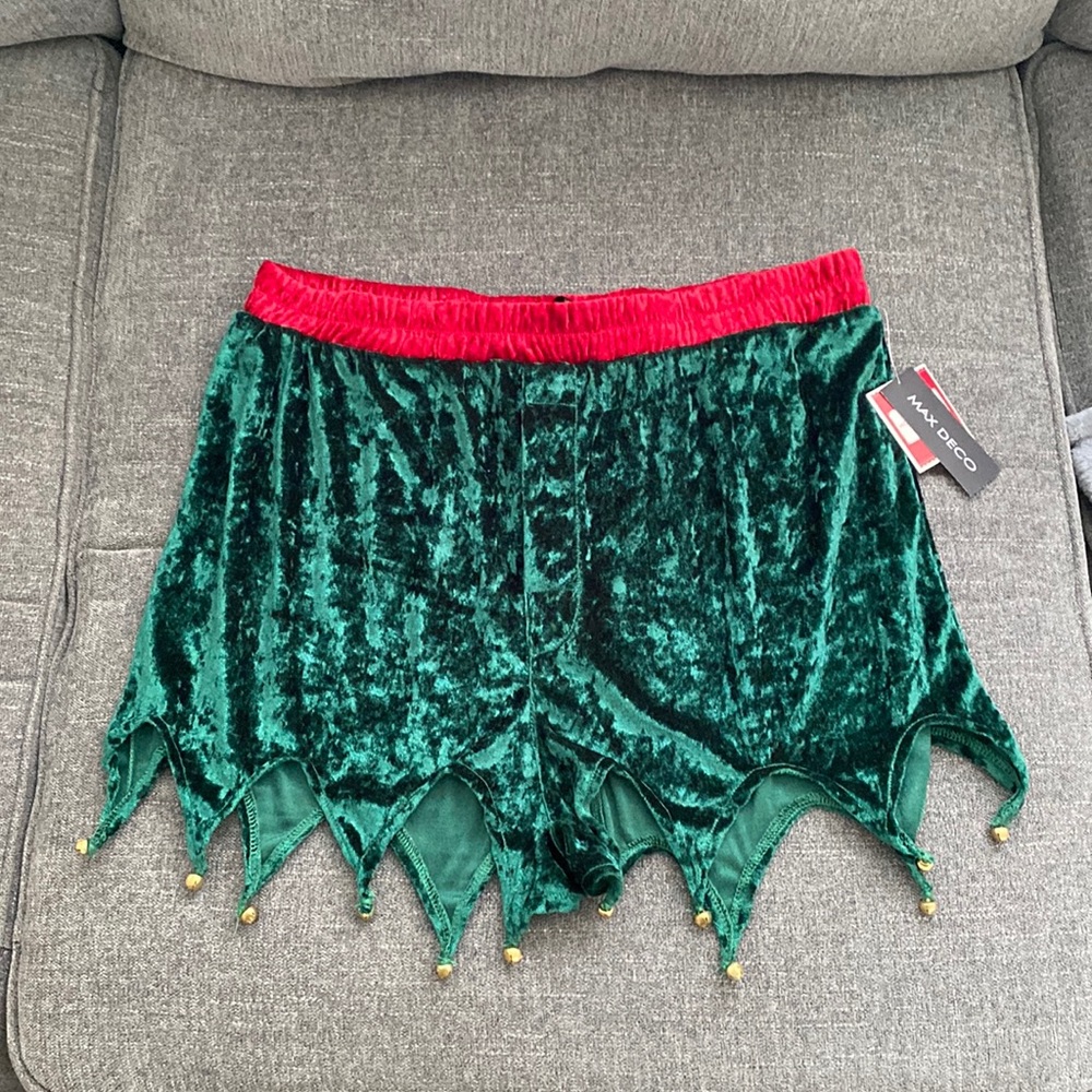 Mens size large felt Christmas shorts new w tags